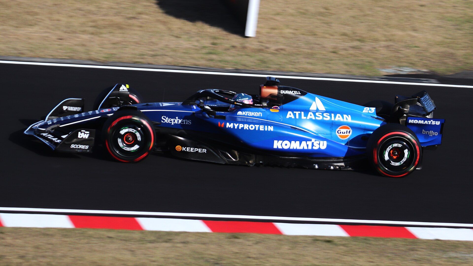 Alex Albon prolongé chez Williams pour la saison 2027 de F1