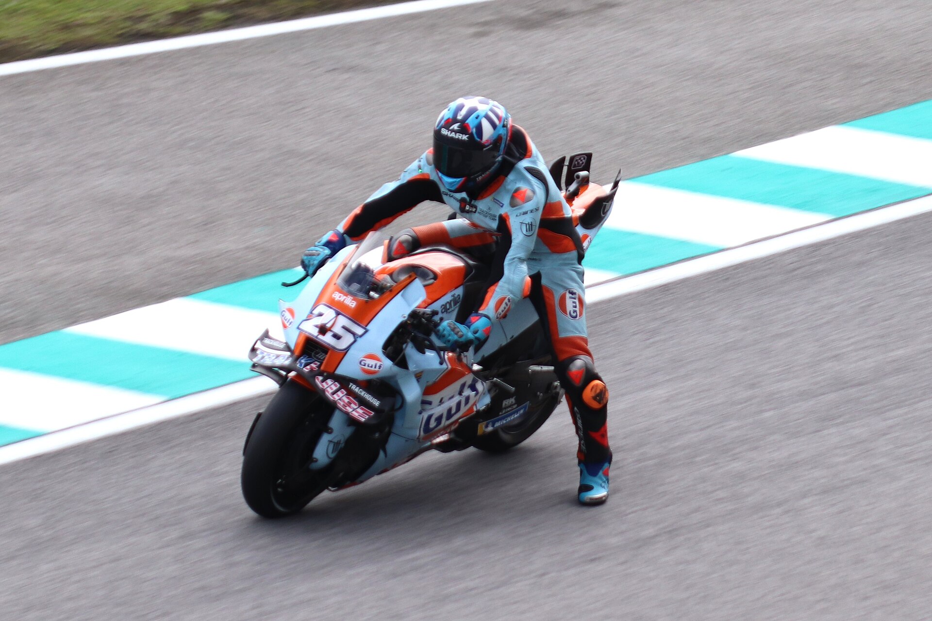 GP de Grande-Bretagne MotoGP 2026 : Raúl Fernández s'impose, triplé Aprilia